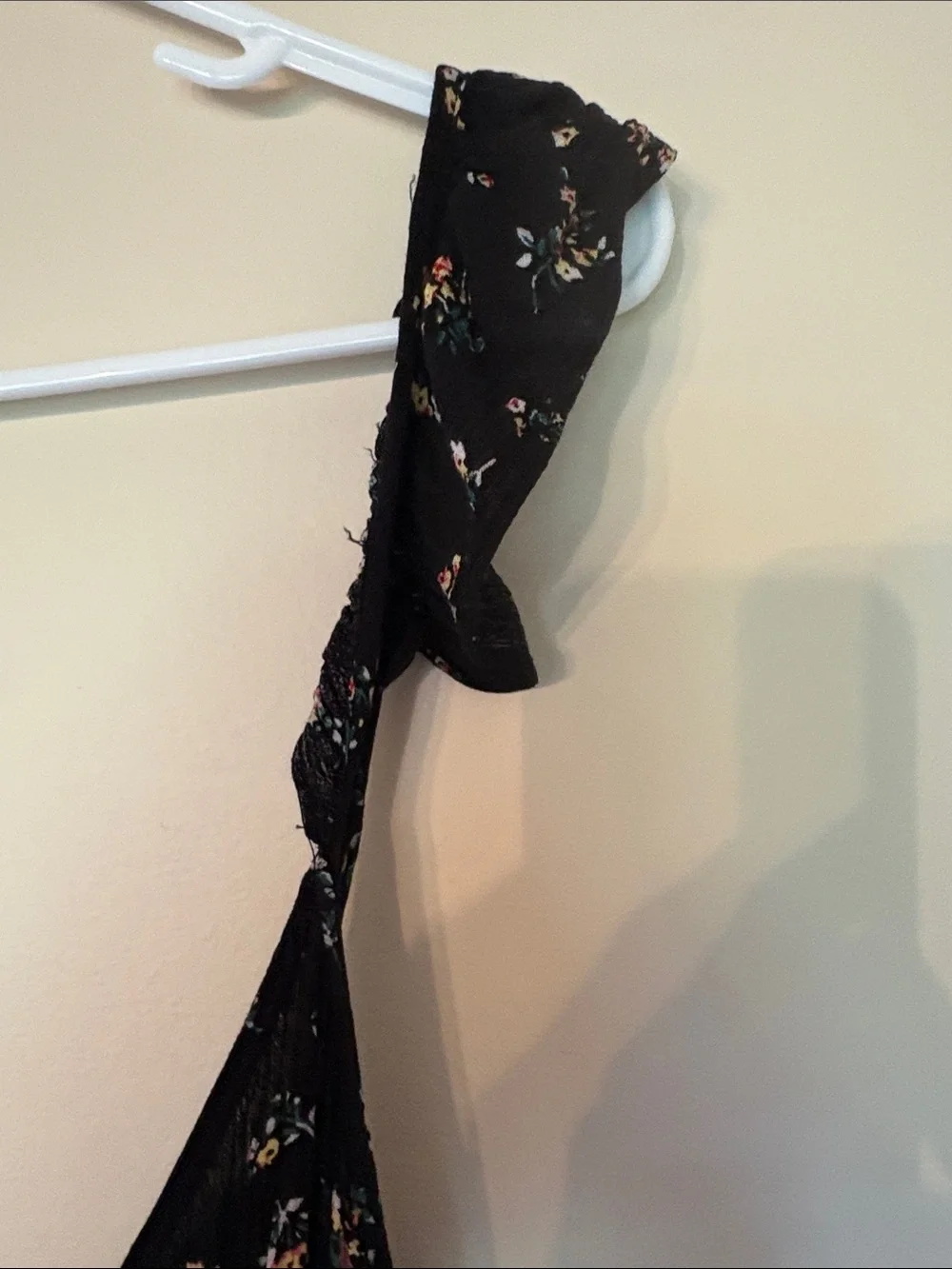 Promesa Black Floral Tie-Shoulder Wide-Leg Jumpsuit - Picture 3 of 7